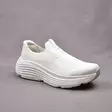 SKECHERS Slip-ins: Max Cushioning Endeavour Valkoinen - Naisten tennarit ja lenkkarit - 129481-WHT - 1